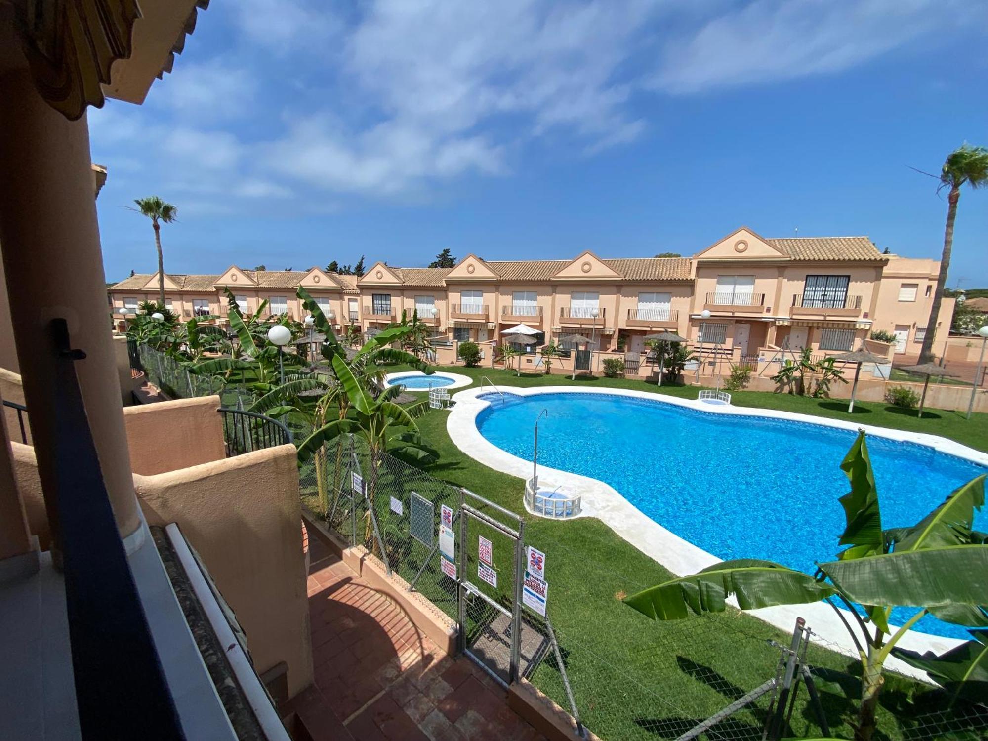 Playa La Barrosa, Alojamientoslola Чиклана-де-ла-Фронтера Экстерьер фото